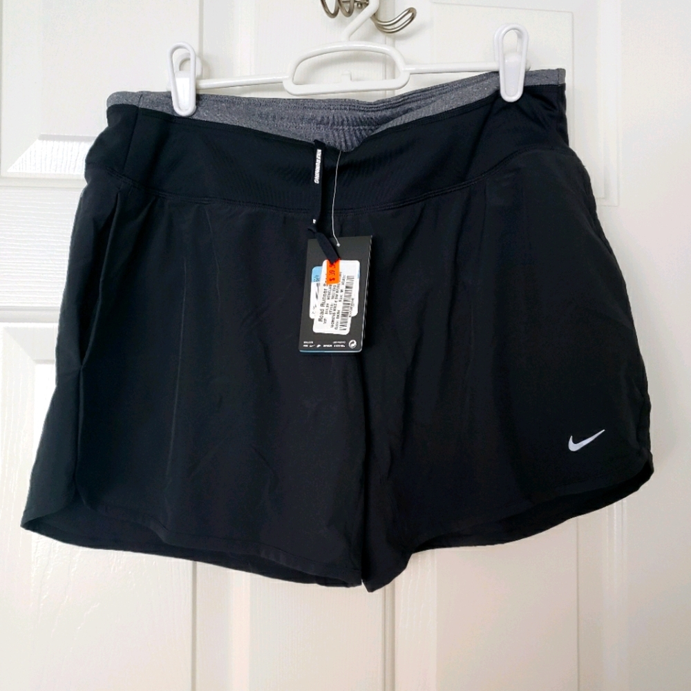 Nike SW revival short